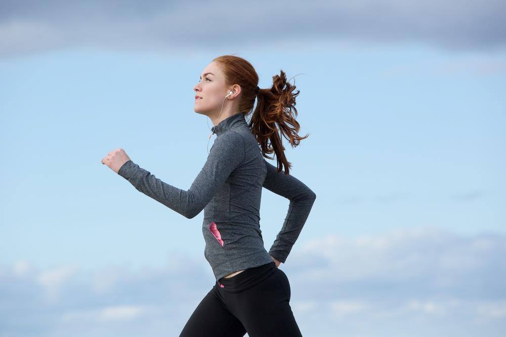 how-to-not-get-tired-when-running-in-12-awesome-ways-goaheadrunner